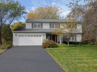 12 Holbrook Way, Delmar, NY 12054