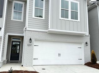 1237 Waldon Xing, Cumming, GA 30041