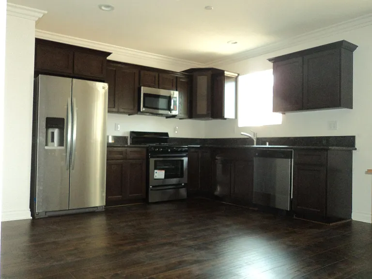 Fully furnished kitchen