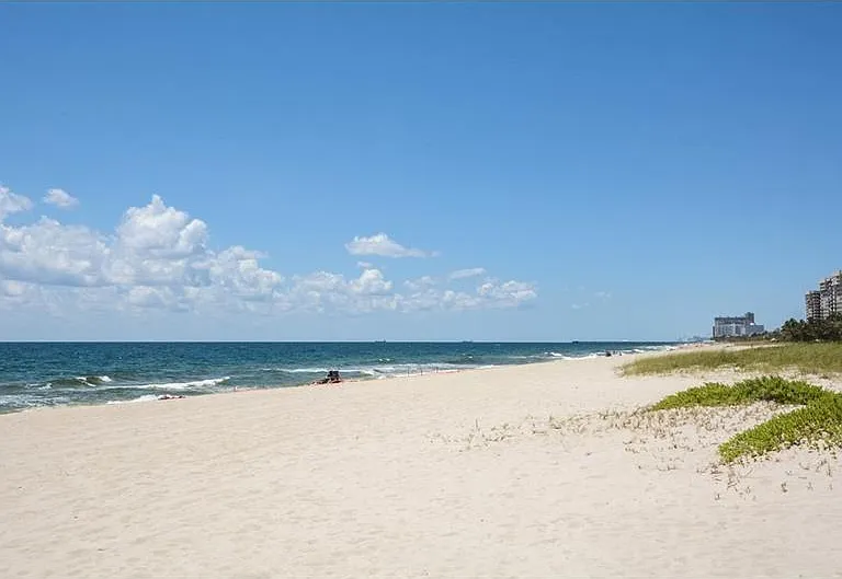 2000 S Ocean Blvd #LC — Photo 1