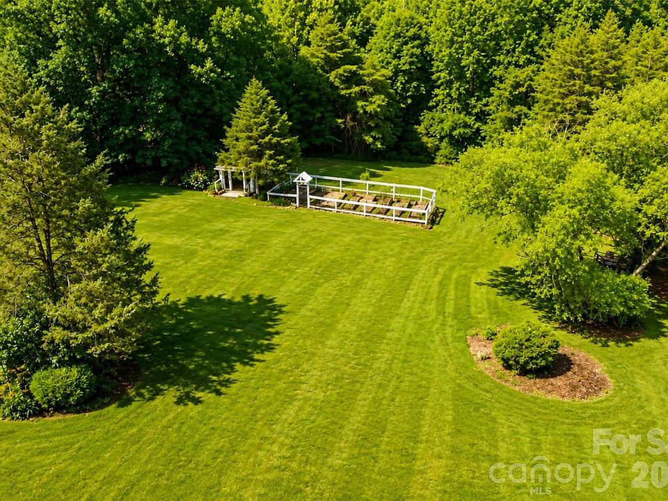 2nd image of 0 Vista Dr