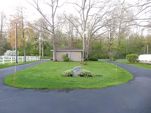 5th image of 25614 N Shore Dr