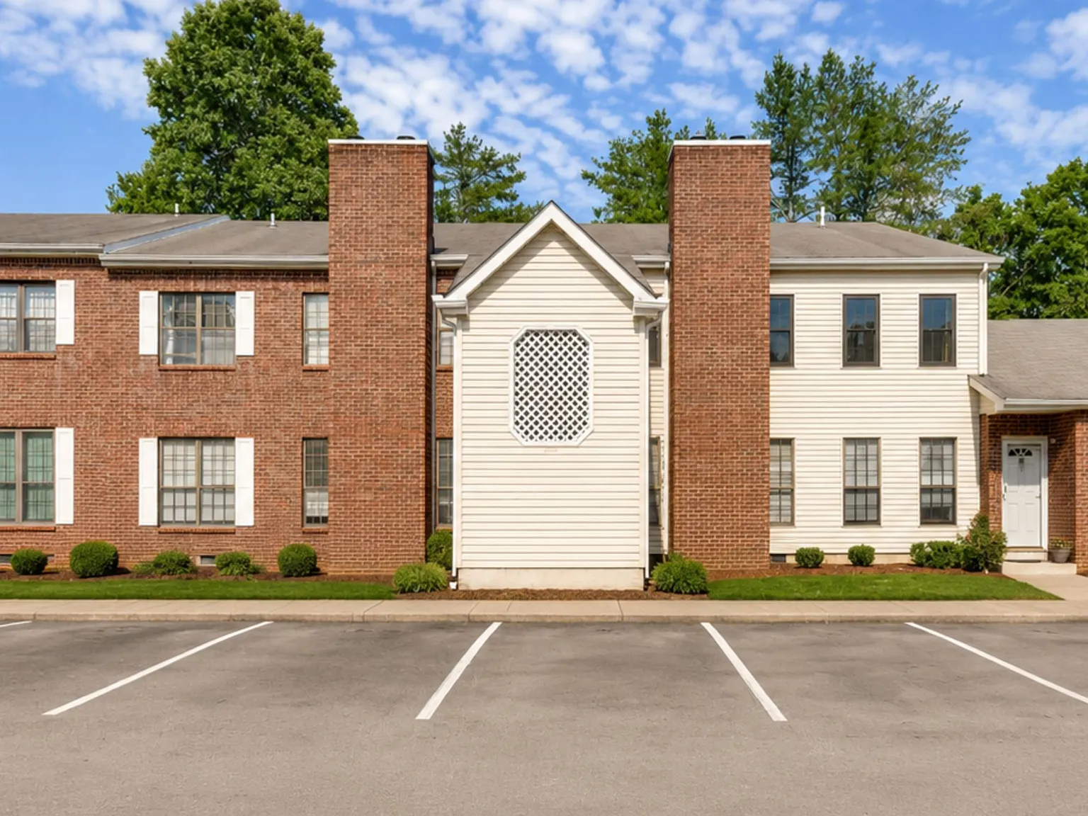 209 Wynbrook Court - 1 — Photo 1