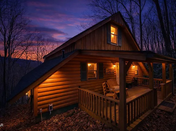 1837 Laurel Valley Way, Sevierville, TN 37862