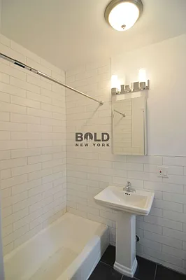Rented by Bold New York | media 3