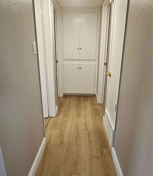 5901 S Land Park Dr — Photo 14