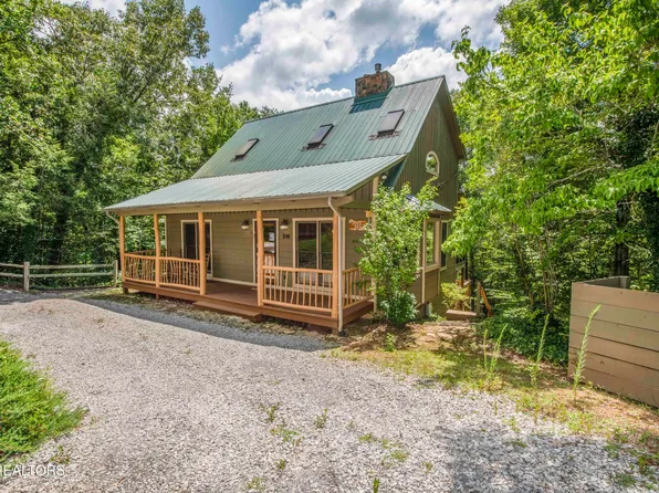 218 Ace Gap Rd, Townsend, TN 37882