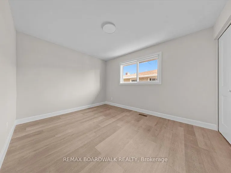 999 Meadowlands Dr — Photo 14