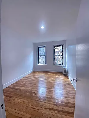 Rented by CITY SKYLINE REALTY INC | media 3