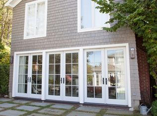 13 Norton Pl #A, Southampton, NY 11968