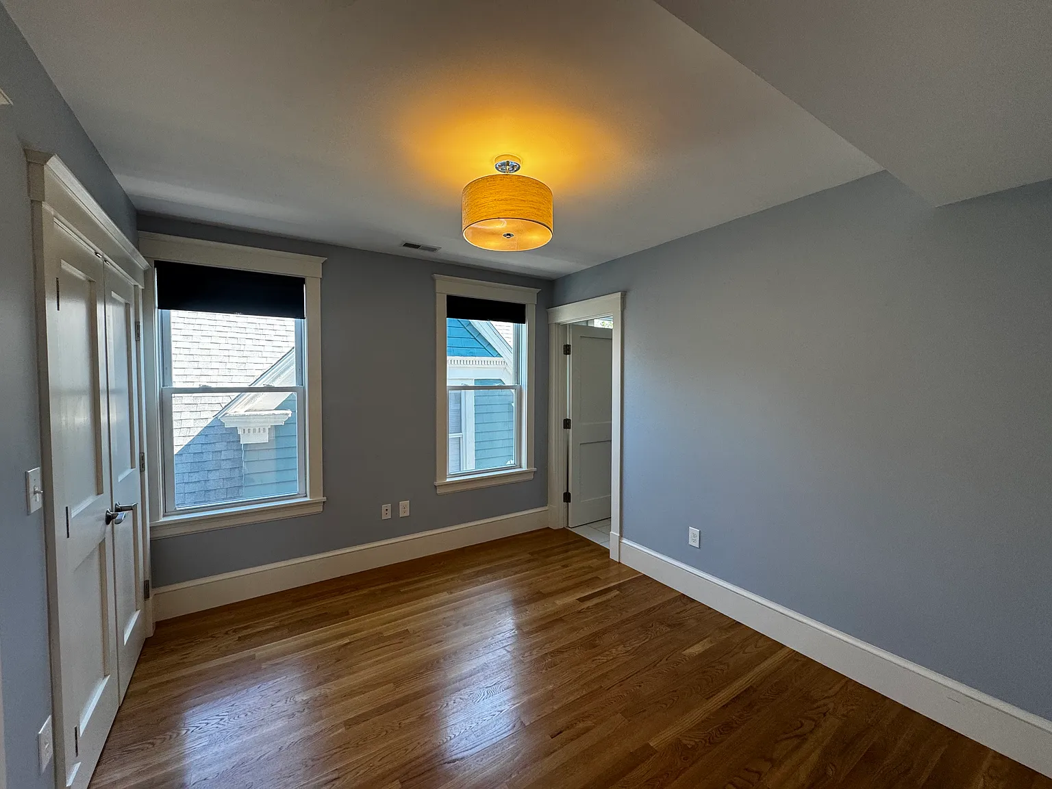 2 bed, 1038 sqft, $4,600 — Photo 4