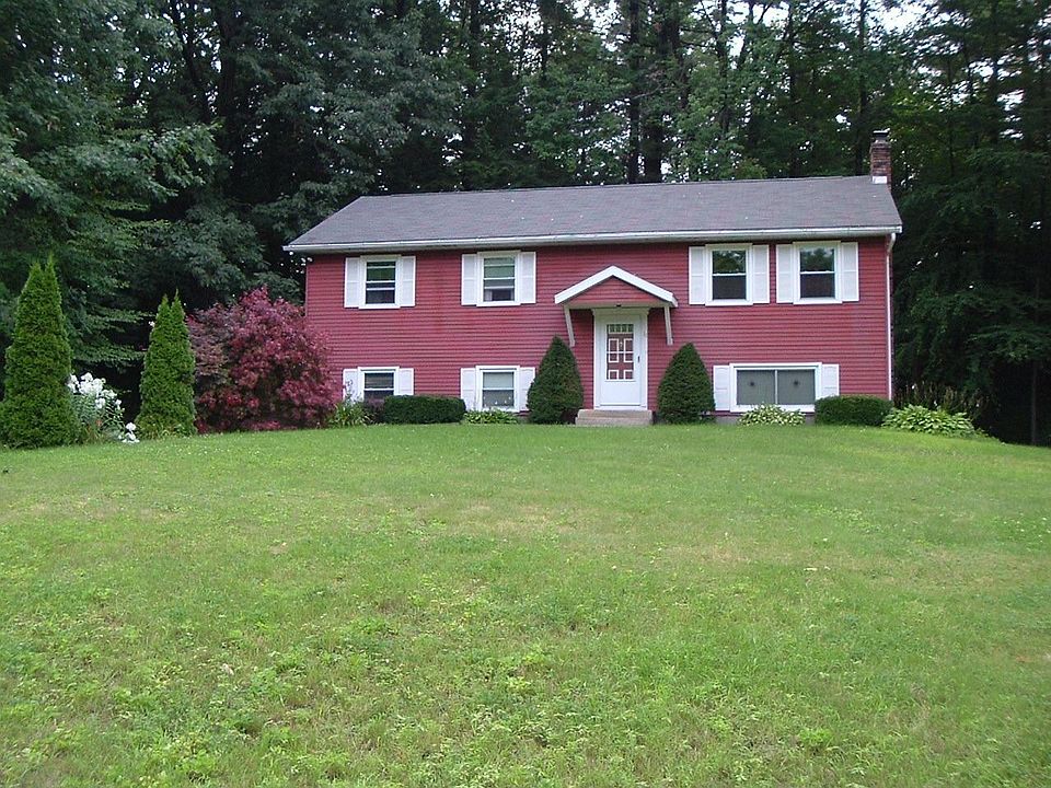 1st image of 11 Hemlock Dr