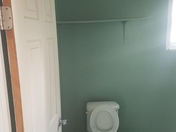 3rd image of 2401 41st St APT C