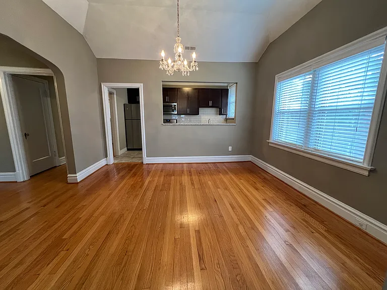 7311 Pershing Ave #1E — Photo 6