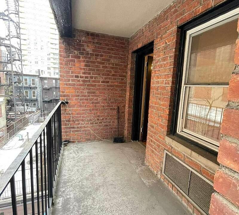 1st image of 239 E 84th St APT 4B