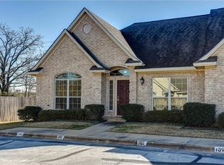 110 Fraternity Row, College Station, TX 77845