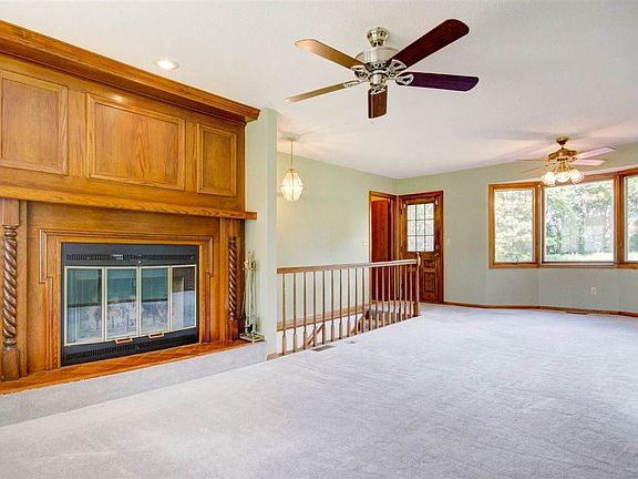 5th image of 7 Sapphire Ct