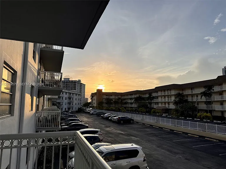 1913 S Ocean Dr #212 — Photo 9