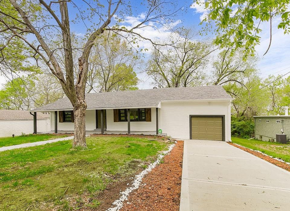 7844 Smalley Ave, Kansas City, MO 64138 Zillow