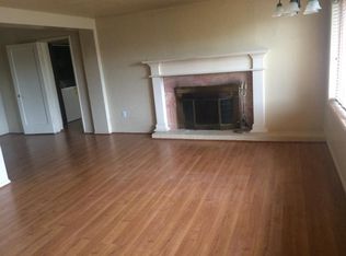 17012 3rd Ave NE, Seattle, WA 98155