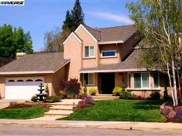 3249 Arbor Dr, Pleasanton, CA 94566