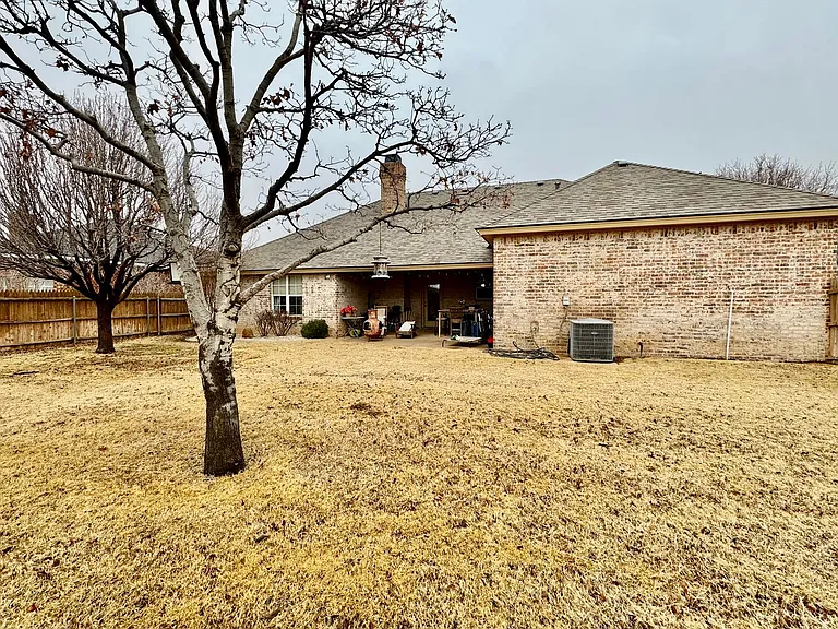 311 Longhorn St — Photo 33