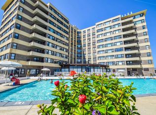 Warwick, Atlantic City, NJ 08401