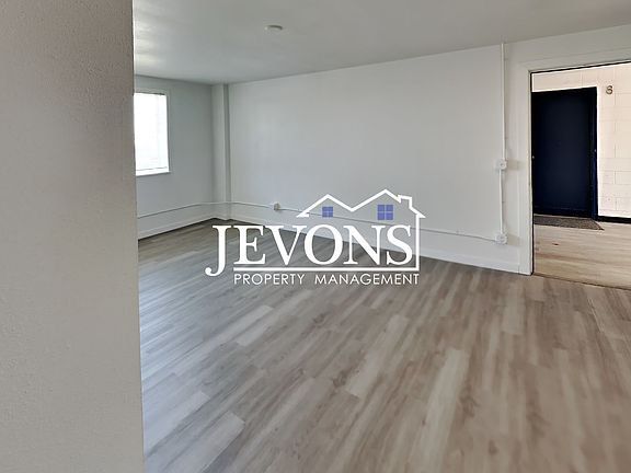 4th image of 6379 Arnold Dr NE #15