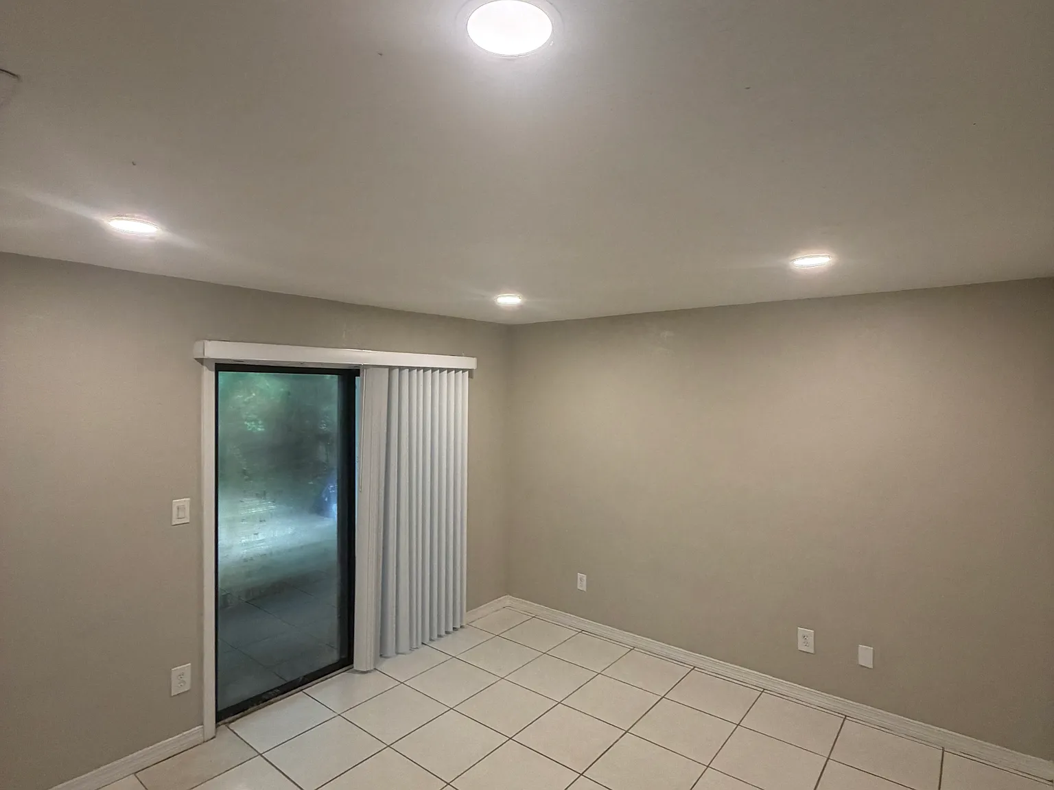 446 E Burgess Rd — Photo 3