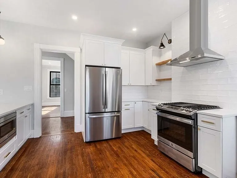 31 Monadnock St #1 — Photo 1