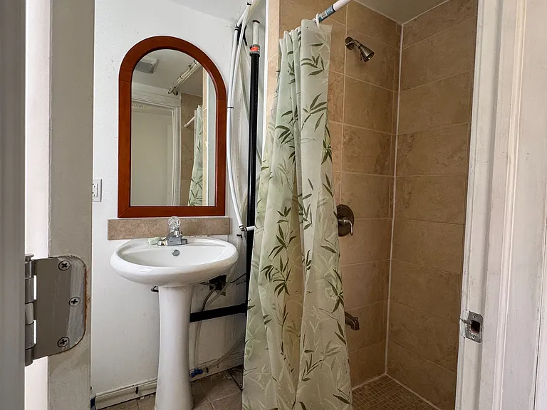 9 Lambrook Dr — Photo 11