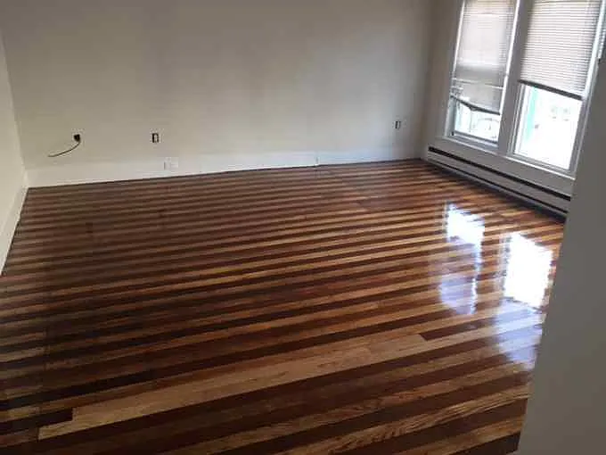 720 Massachusetts Ave — Photo 3