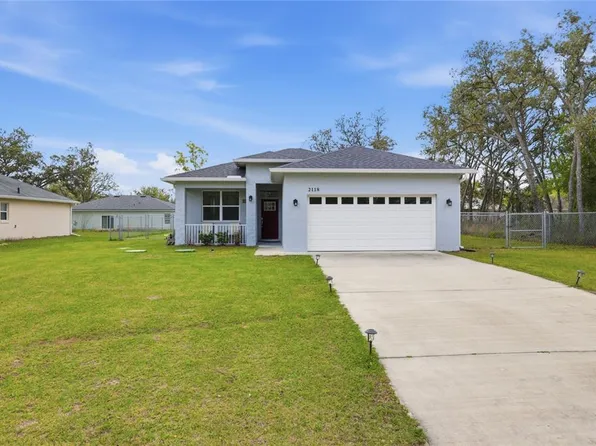2118 W Hampshire Blvd, Citrus Springs, FL 34434