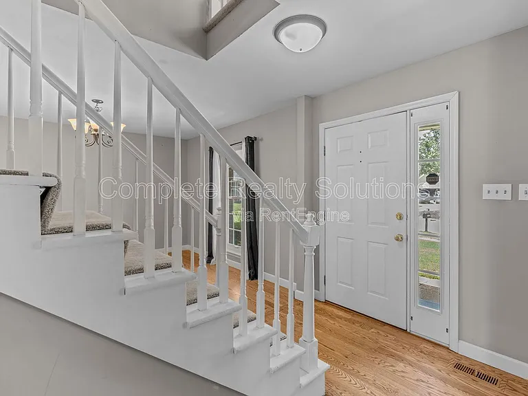 16610 Green Needle Ct — Photo 4