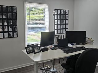 606 W Lake Ave NW, Atlanta, GA 30318