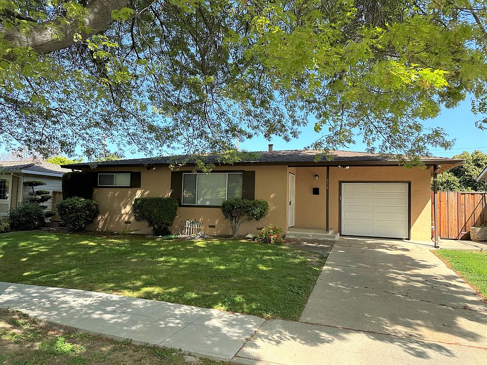 1st image of 858 Lois Ave