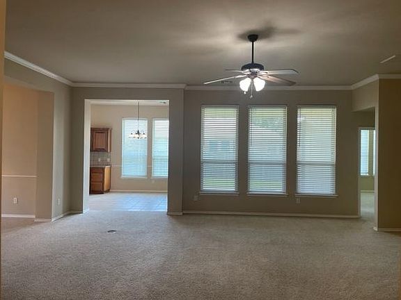 4th image of 2352 SW 138th St