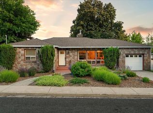 205 Perry St, Mount Shasta, CA 96067
