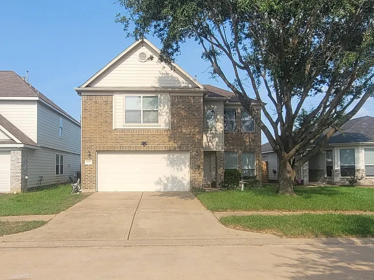 5626 Calm Ct — Photo 2