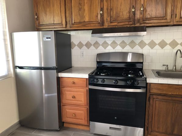 809 E De La Guerra St APT 11