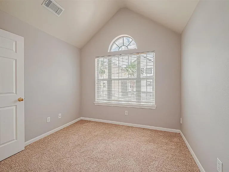 206 Sydnor St — Photo 23