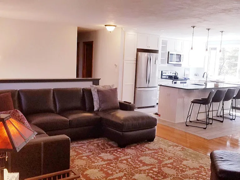 LivingRoom & Kitchen