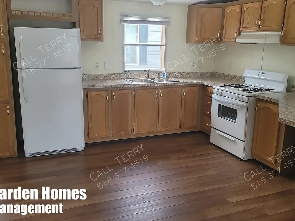 2941 Amsterdam Rd #10