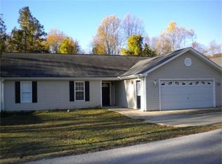 3 Stadium Dr, Greenville, SC 29609