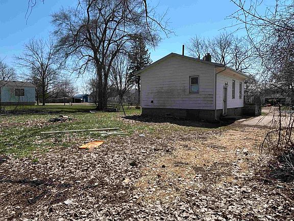 4th image of 2291 Kenneth St