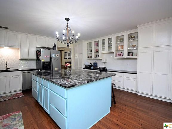 4th image of 106 Brentwood Pl