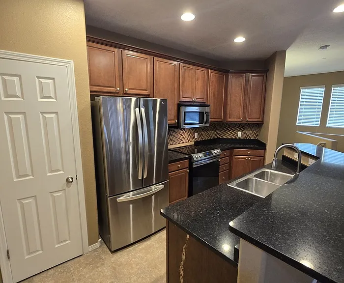 601 Menaul Blvd NW #4206 — Photo 10