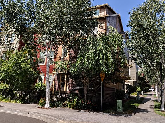 3rd image of 6027 NE Birch St