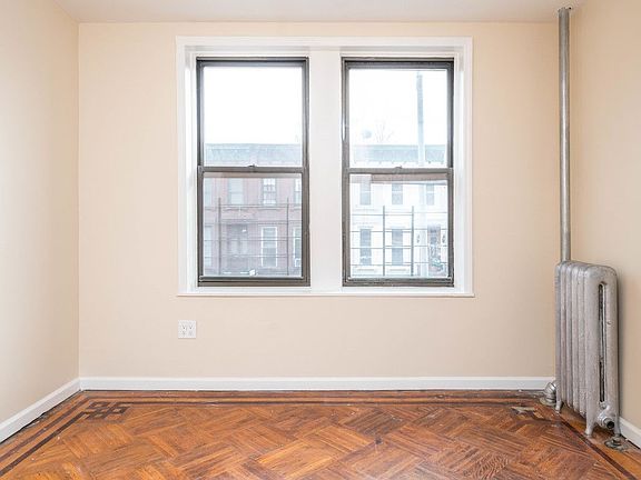 5th image of 107 Van Buren St APT 1A