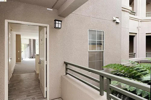 220 Caldecott Ln #201 Photo 1 220 Caldecott Ln #201 Photo 1